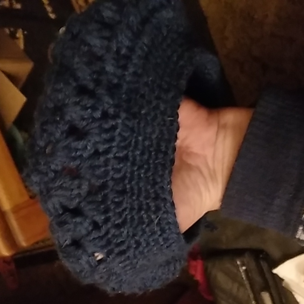 Handmade hat - Picture 2 of 2